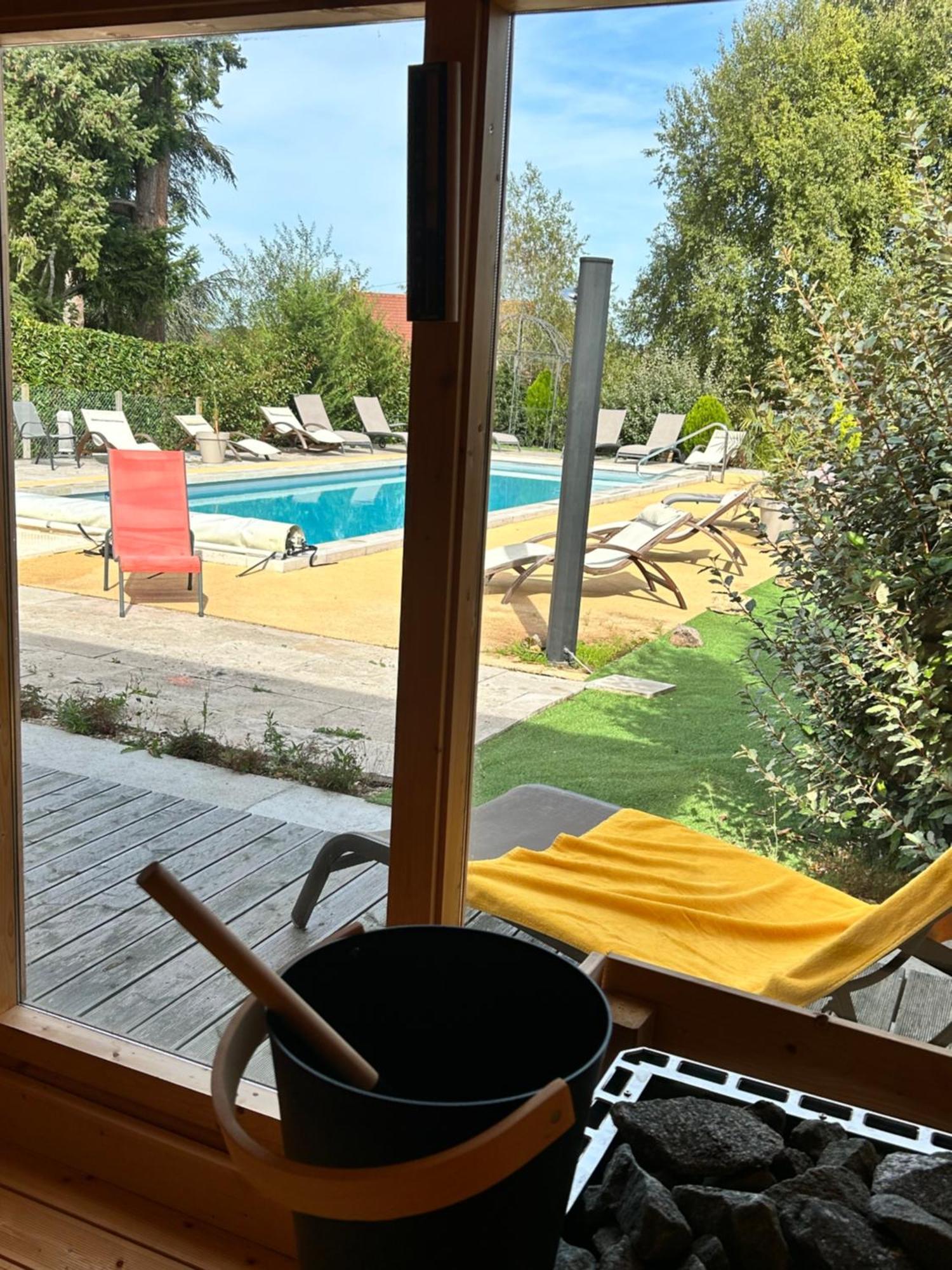 Au Soleil D'Or Hotel Pontaubert Bagian luar foto