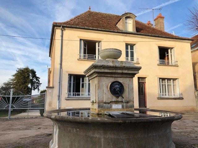 Au Soleil D'Or Hotel Pontaubert Bagian luar foto